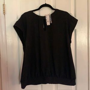 NWT black key hole top
